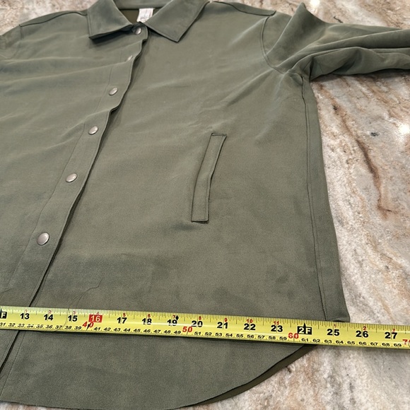 New Wynne Layers Button Up XL - Picture 12 of 12